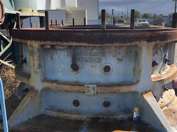 Allis Chalmers 3-84 Hydrocone Cone Crusher)